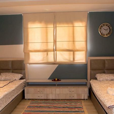 Beau Studio, Cozy, Quartier Vivant, Proche De Tous Apartment Oujda Bagian luar foto